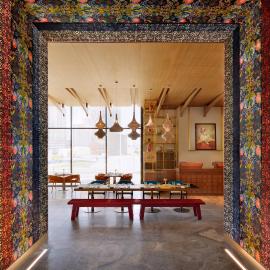 Hotel Indigo Dubai Downtown by IHG，位于迪拜的酒店
