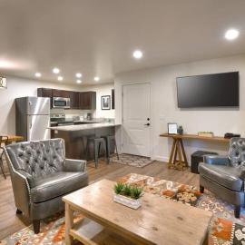 5C Sweet RedCliff Condo, Pool & Hot Tub，位于摩押的酒店
