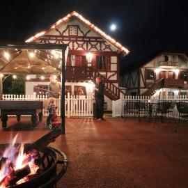 Alpine Village Inn，位于海伦的酒店