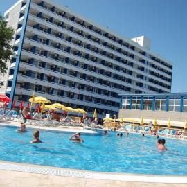 Hotel Aurora，位于马马亚的酒店