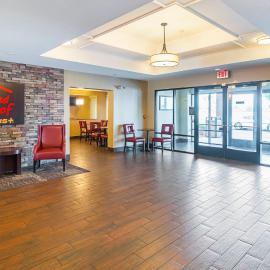 Red Roof Inn PLUS + Phoenix West,位于凤凰城的酒店