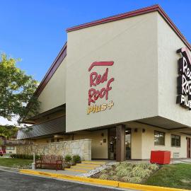 Red Roof Inn PLUS+ Baltimore - Washington DC/BWI South，位于汉诺瓦的酒店