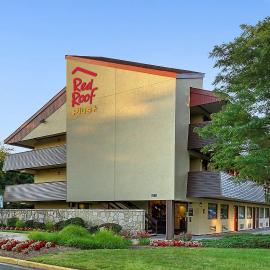Red Roof Inn PLUS Washington DC - Oxon Hill,位于奥克森山的酒店