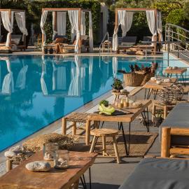 Avithos Resort Hotel,位于斯沃伦塔的酒店