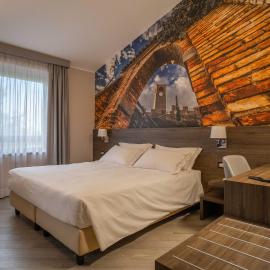 Hotel Guerro，位于卡斯泰尔韦特罗迪莫德纳的酒店