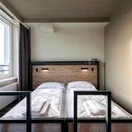 a&o Warszawa Wola，位于华沙的酒店