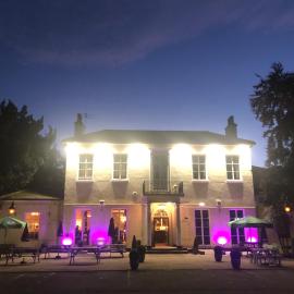 The Elms Hotel，位于雷特福德的酒店