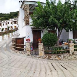 Casa Alpujarreña Fina Número 27，位于布维翁的酒店