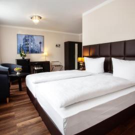 Hotel Royal Jülich，位于于利希的酒店