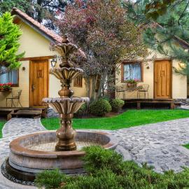 Sierralta Hotel Cabañas y Convenciones，位于马萨米特拉的酒店