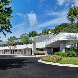 Studio 6 Extended Stay - Jacksonville, FL - Baymeadows，位于杰克逊维尔的酒店