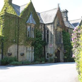 Oakwood Hall Hotel，位于宾格利的酒店