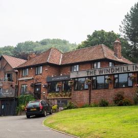 The Windmill Inn,位于沃切特的酒店