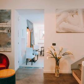 Hotel La Contrada，位于韦尔巴尼亚的酒店
