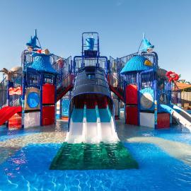 Oaks Sunshine Coast Oasis Resort，位于卡伦德拉的酒店