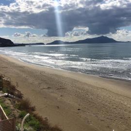 Pia Beach House，位于巴科利的酒店