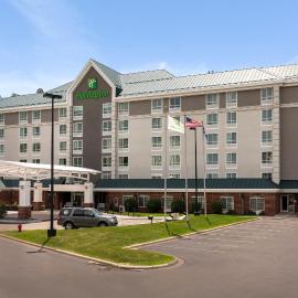 Holiday Inn - Bloomington W MSP Airport Area by IHG