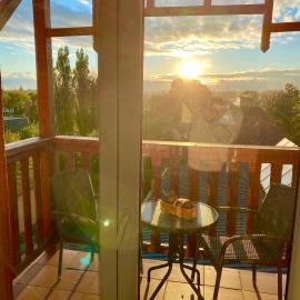LAS SŁUPSKI PREMIUM APARTAMENTY - - Wifi Netflix Smart TV50 - - Wysoka Jakość za Niską Cenę - - Zapraszamy，位于斯武普斯克的酒店