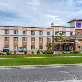 Sleep Inn & Suites Ames near ISU Campus，位于埃姆斯的酒店