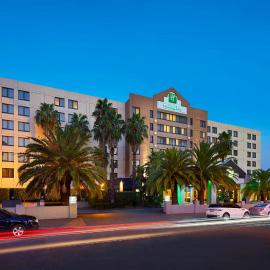 Holiday Inn Parramatta by IHG，位于悉尼的酒店