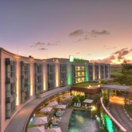 Holiday Inn Mauritius Mon Trésor by IHG,位于蓝海湾的酒店