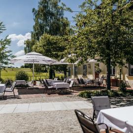 Angermühle Landgasthof，位于Altenmarkt an der Alz的酒店