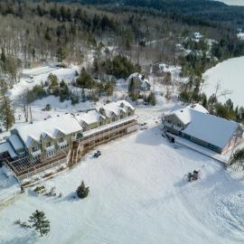 Pourvoirie du Lac Blanc，位于圣亚历克西德蒙的酒店