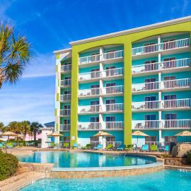 Holiday Inn Express Orange Beach - On The Beach by IHG，位于奥兰治比奇的酒店