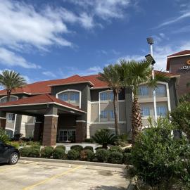 Quality Inn and Suites，位于罗森伯格的酒店
