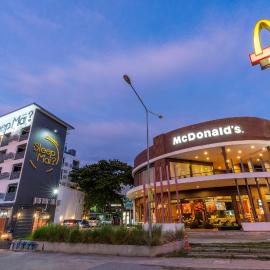 Sleep Mai Chiang Mai Airport Lifestyle Hotel Free Scheduled CNX Airport Shuttle，位于清迈的酒店