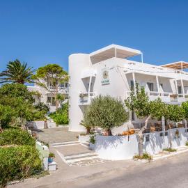 Aris Boutique Hotel，位于帕琉乔拉的酒店