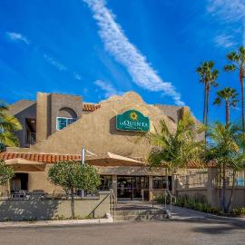 La Quinta by Wyndham Carlsbad - Legoland Area，位于卡尔斯巴德的酒店