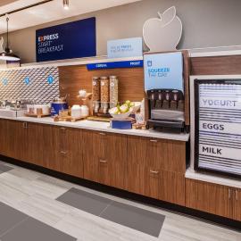 Holiday Inn Express & Suites Lindale - Tyler by IHG，位于Lindale的酒店