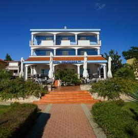 Hotel Belvedere，位于苏科尚的酒店