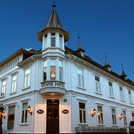 Grand Hotel Flekkefjord，位于弗莱克菲尤尔的酒店