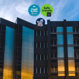Hotel Vojvodina,位于兹雷尼亚宁的酒店