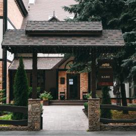 Zastava Uman，位于乌曼岛的酒店