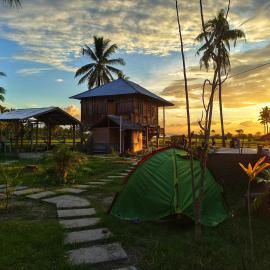Sunset Cottages by Harry & Mimin，位于Telaga的酒店
