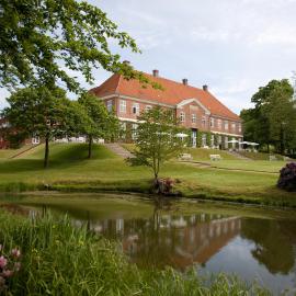 Hindsgavl Slot，位于米泽尔法特的酒店