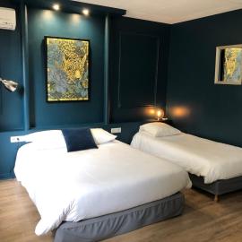 Logis Hôtel l'Abricotine，位于坦耶尔米塔格的酒店