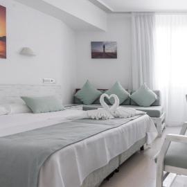 Hostal Bellavista Formentera，位于拉萨维纳的酒店