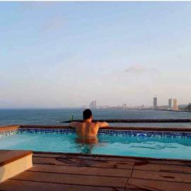 FRENTE PLAYA vista al mar, PISCINA DE USO EXCLUSIVO