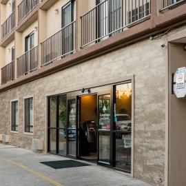 GreenTree Inn & Suites Los Angeles - Alhambra - Pasadena,位于阿罕布拉的酒店