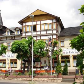Gasthaus & Hotel Zur Linde，位于腓特烈罗达的酒店