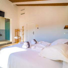 Hostal Foies de Baix,位于Relleu的酒店