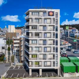 Rizo Zaizen Hotel，位于宜野湾市的酒店
