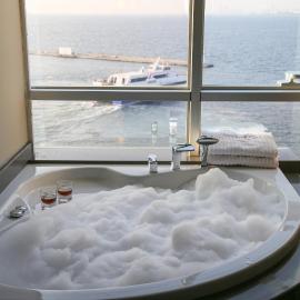 Pasaport Pier Hotel