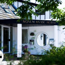 Skjalm Hvide Hotel，位于斯朗厄鲁普的酒店