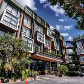 THE WOOD,位于素辇府的酒店