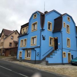 Apartmány U Kocoura pod Klínovcem，位于科瓦斯卡的酒店